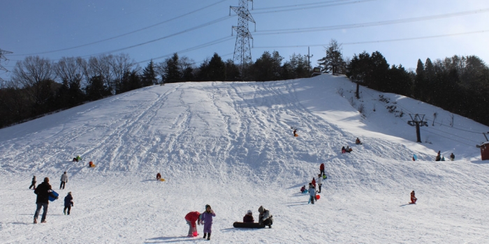 子どもと遊べる赤子山スキー場　スノーパル